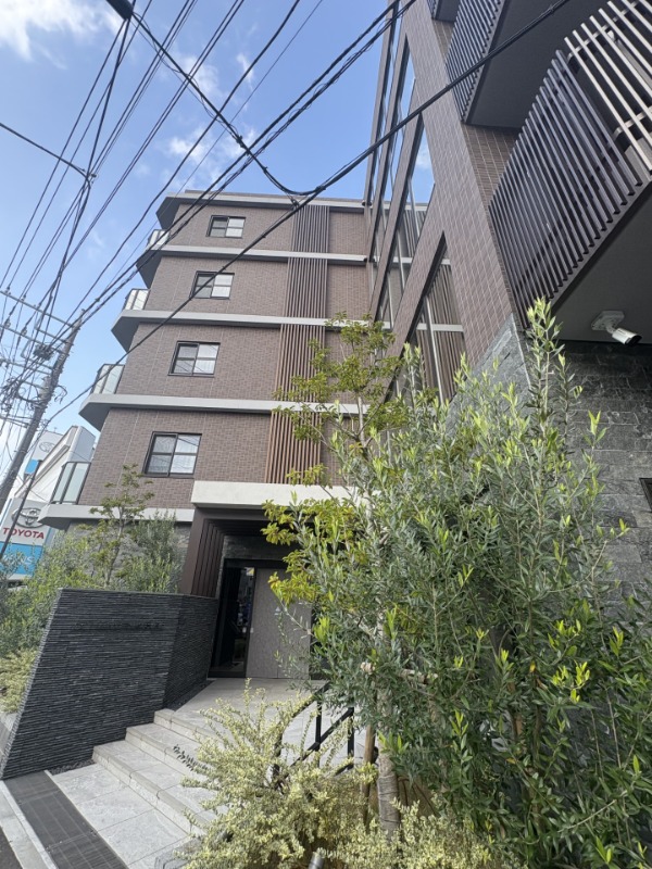 ＬＯＣ’Ｓ　ＭＵＳＡＳＨＩＮＡＫＡＨＡＲＡ 外観