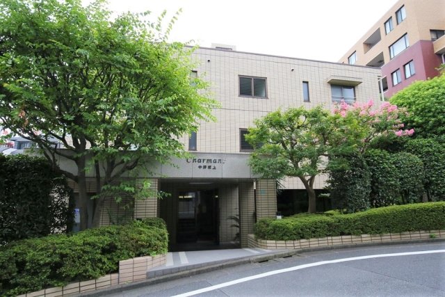 シャルマン中野坂上3階 外観