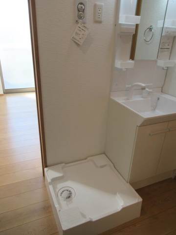 キャメル中村橋1階 収納