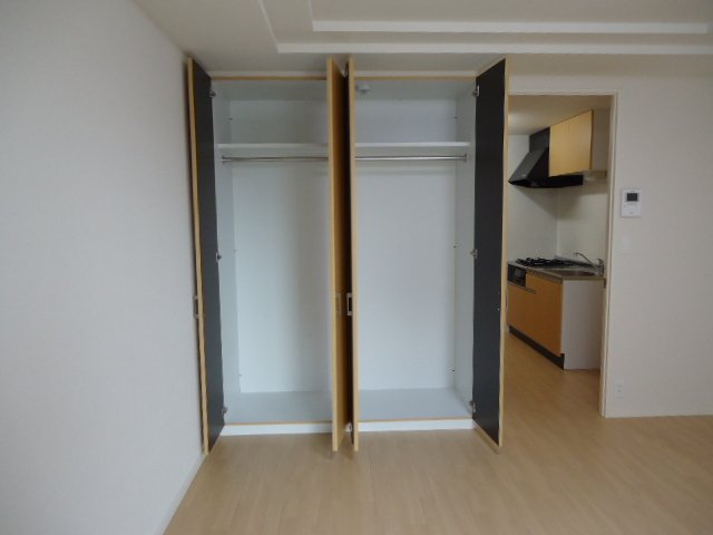 ヴィレッジコート202号室 洗髪洗面化粧台