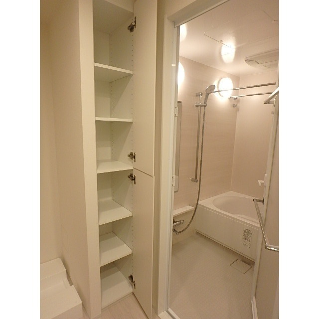 Brillia 宮前平　Hillside 内観