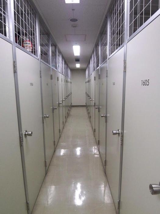 アイタウン・レピア8階 トランクルーム