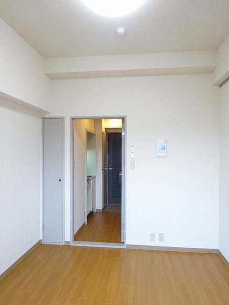 クリオ神奈川新町壱番館 リビング