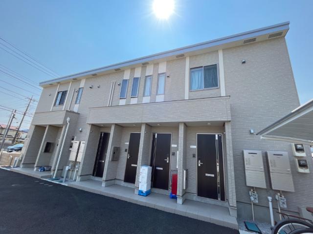 ＣＥＬＳＩＯＲ（セルシオ） 外観写真（昼）