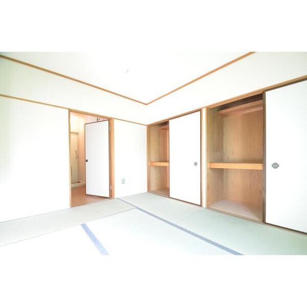 ユートピア南原304号室 リビング