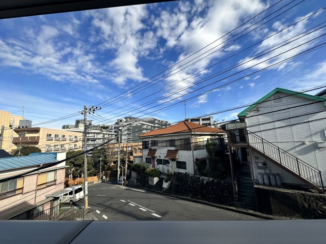 リーヴェルポート横浜三ッ沢LUKIA202号室 展望