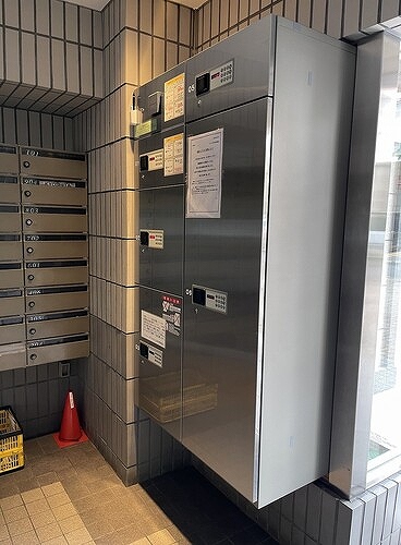 ライオンズプラザ川口本町7階 宅配BOX　※2025年4月撮影の写真