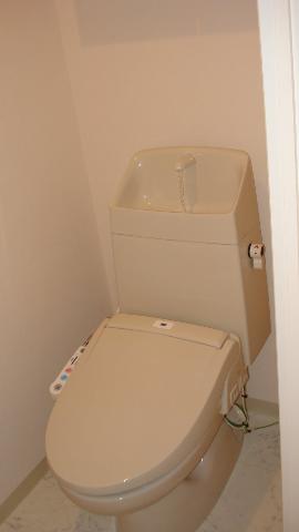 ビレッジ高坪Ⅱ シャワー付トイレ