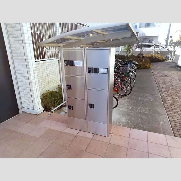 エスポワール　B102号室 宅配ボックス