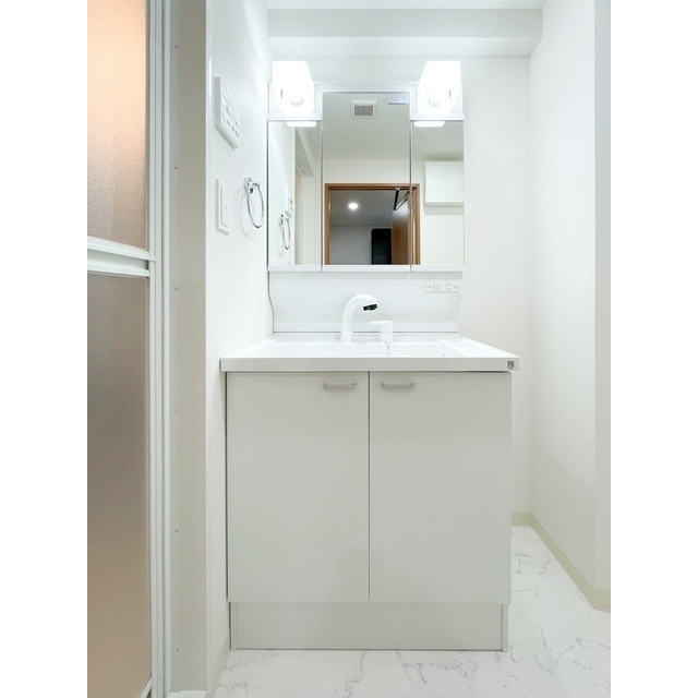 アーバハイツ六町環七北通り0602号室 内観