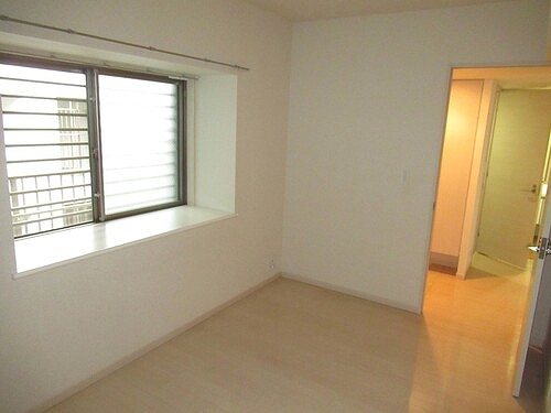 クオス横浜日限山4階 洋室（約6.0畳）別角度　※前回募集時2025年3月の写真