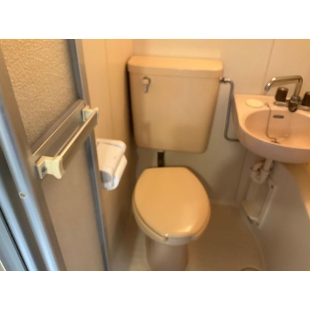 レチナオーミヤ202号室 内観