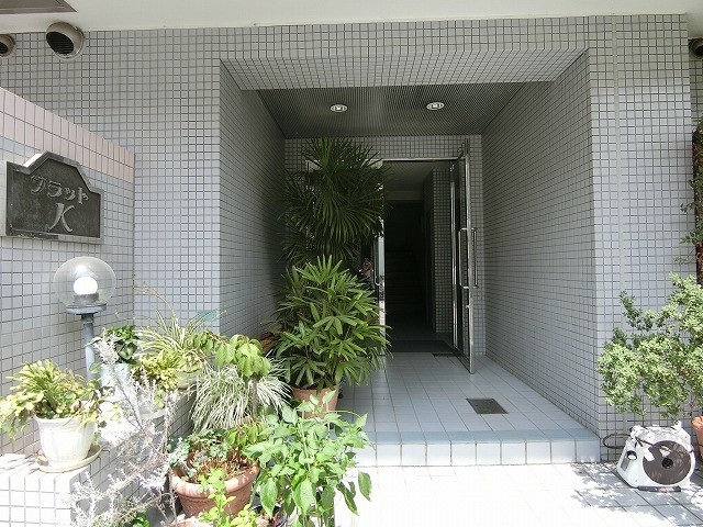 フラットＫ エントランス