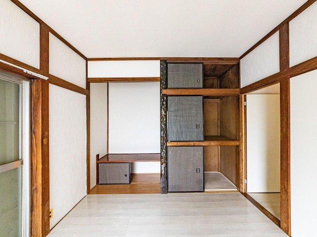 柏市南逆井3丁目戸建て 収納