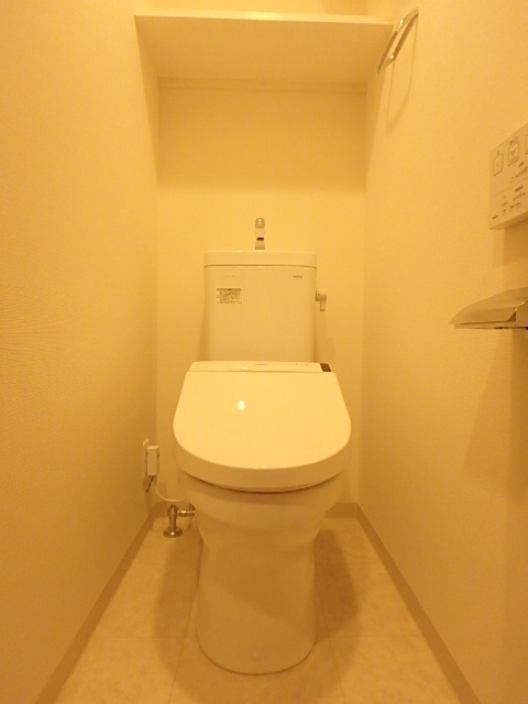 ガーラ新横浜グランドステージ10階 コンパクトで使いやすいトイレです