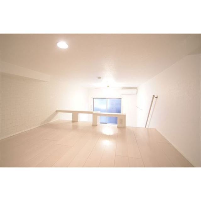 ハーモニーテラス千住緑町0102号室 内観