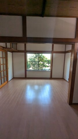 ハイツアカシヤ松戸 リビング