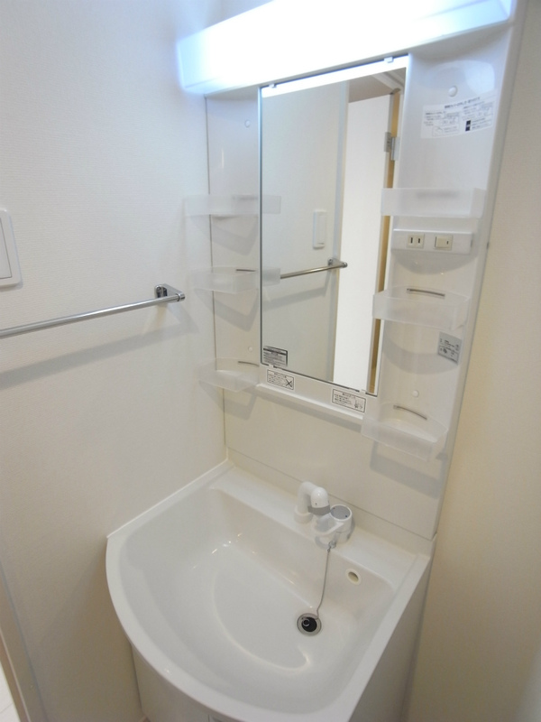 リブリ・デグサス竹ノ塚 洗面