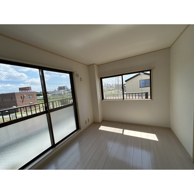 リエス大宮三橋301号室 内観