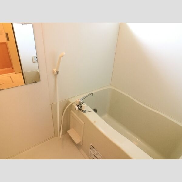 オーキッドハウス 浴室です。