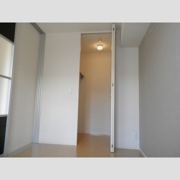 ベルウッド 205　ウォークインクローゼット