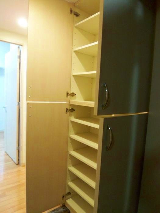 ステージグランデ桜台駅前7階 下駄箱