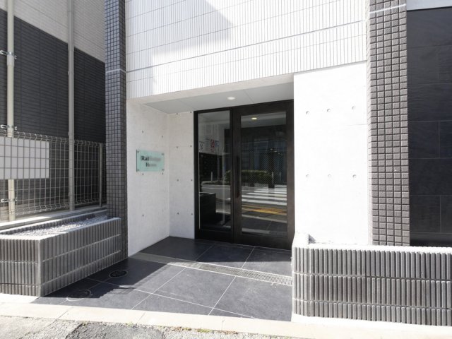 ラフィスタ蓮根4階 外観