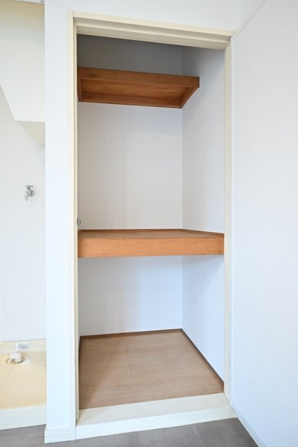 ＹＯＵハイツ1階 収納