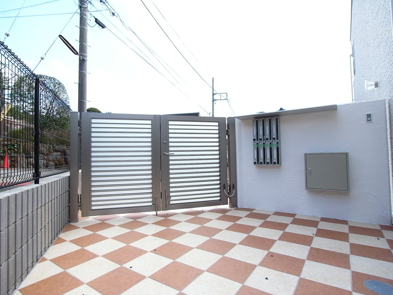 リブリ・フローラ1階 エントランス