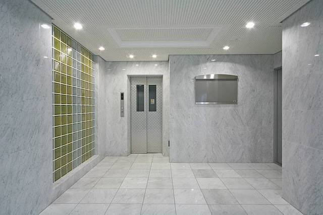 ガーラ・シティ門前仲町5階 エントランス