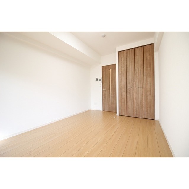 プレール・ドゥーク西川口Ⅱ105号室 リビング