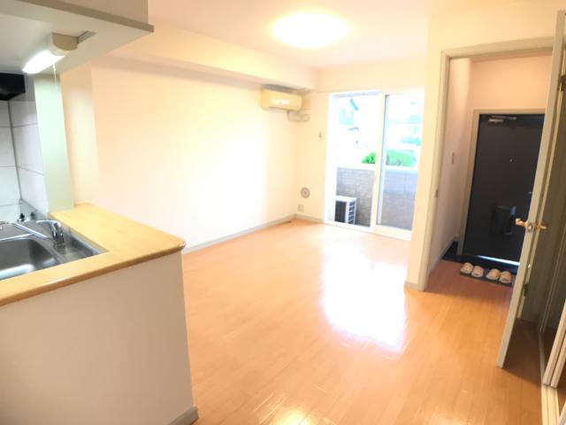 プロニティ ＨＹ102号室 リビング