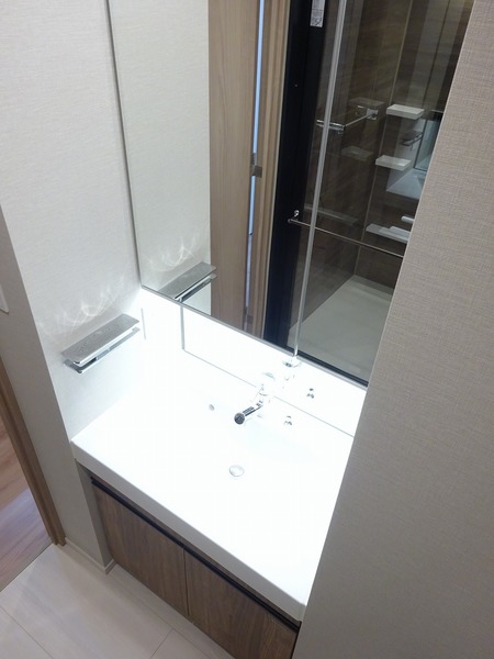 ザ・レジデンス・オブ・トーキョー　Ｈ２０　スカイタワー203号室 同建物別部屋の参考画像