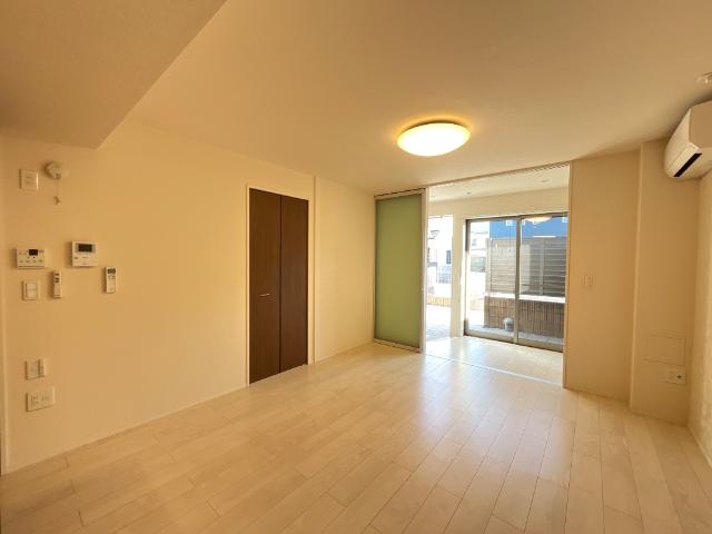 セレーナクオーレ106号室 リビング