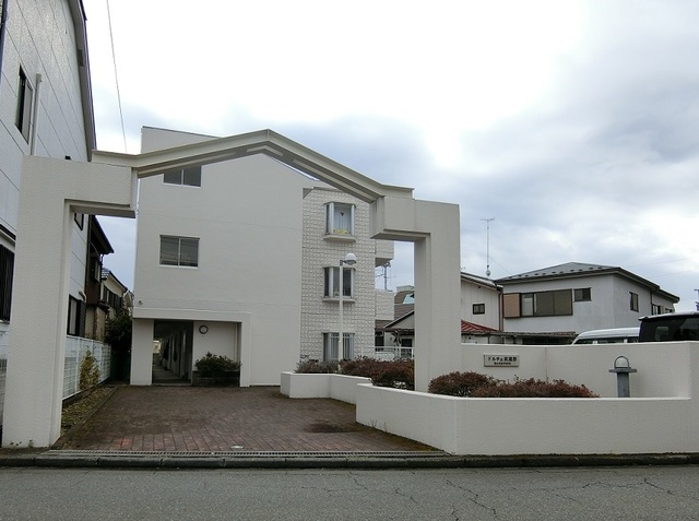 ドルチェ武蔵野 エントランス