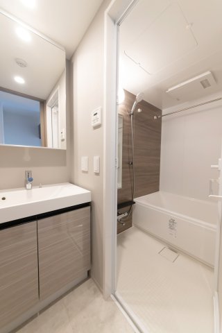 RESIDENCE　KOENJI417号室 お風呂