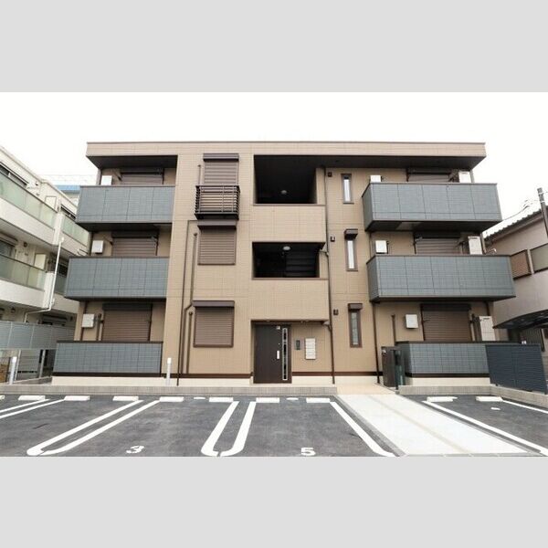 フェリスタの外観画像