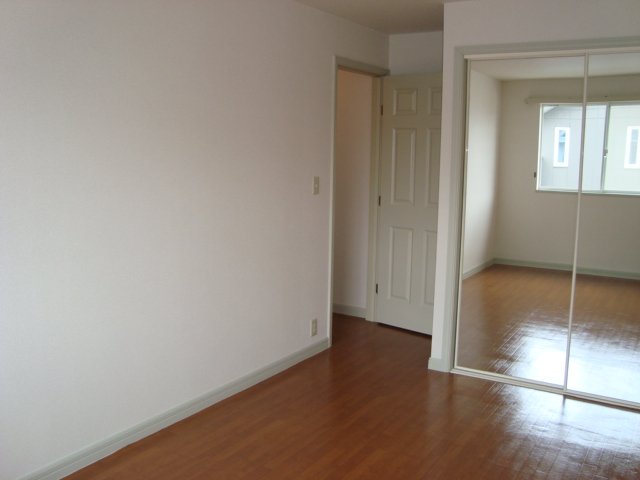 シャルマン湘南　Ａ棟 洋室