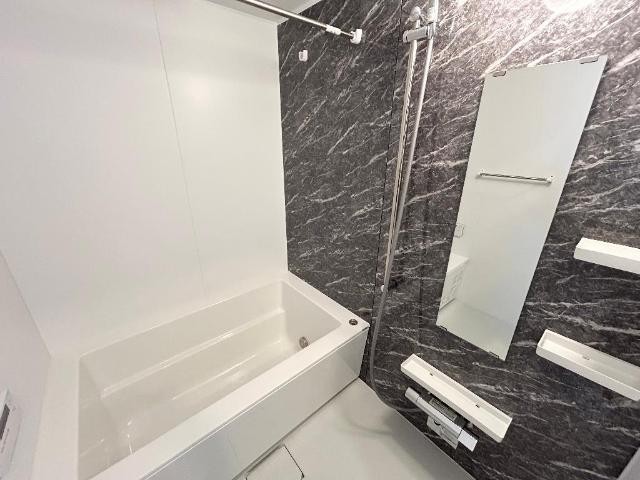 ルナフォーリア201号室 バス