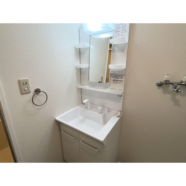 大貫ビル0502号室 内観