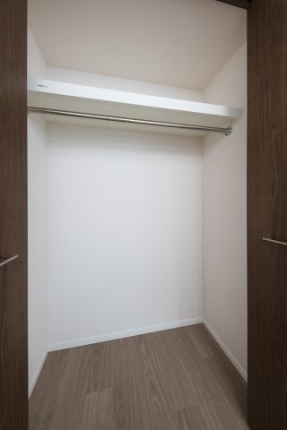 リビオメゾン南砂町1201号室 収納