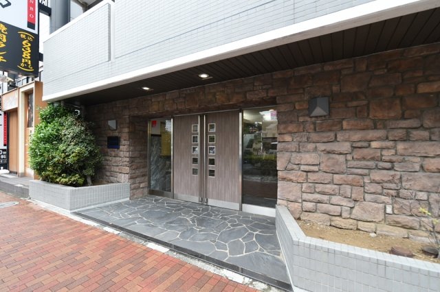 エスコート蒲田 エントランス