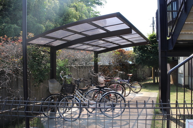 クレセールＫ0206号室 駐輪場1