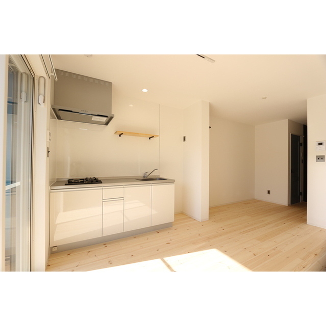 ＬＡＩＤ ＢＡＣＫ ＴＥＲＲＡＣＥ リビング