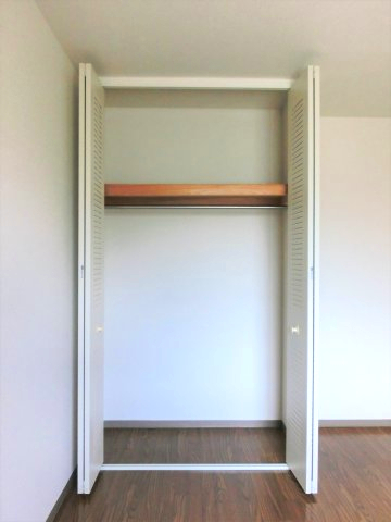 ベルウッド白百合2A号室 洋室　収納　※現況優先