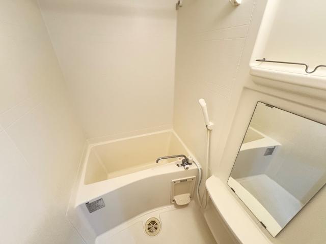 リヴィエール201号室 バス