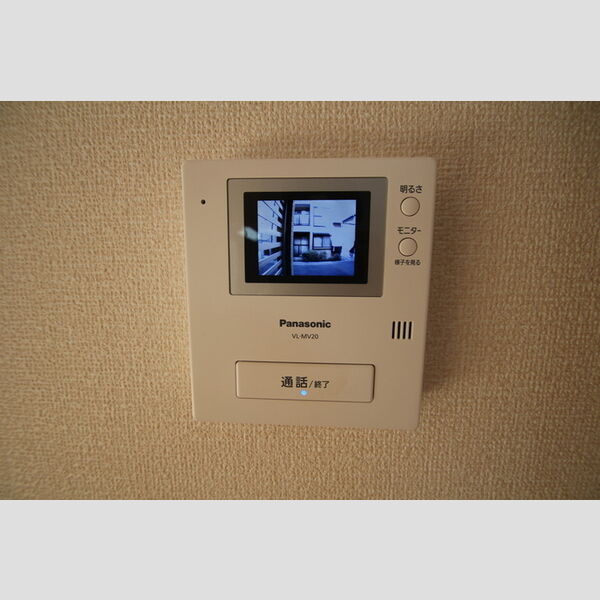 W.I.TパレスⅡ カラーTVモニターインターホンで来客チェック!