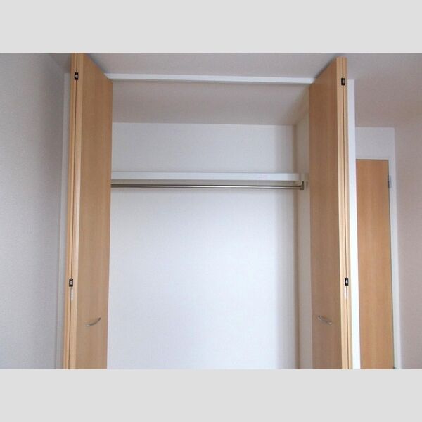 ベラカーサⅥ クローゼット