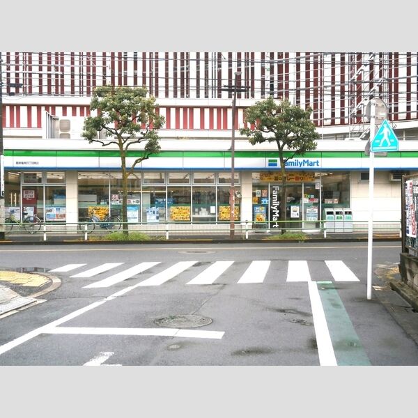 リッツハウスⅥ ファミリーマート葛飾亀有四丁目南店まで428m