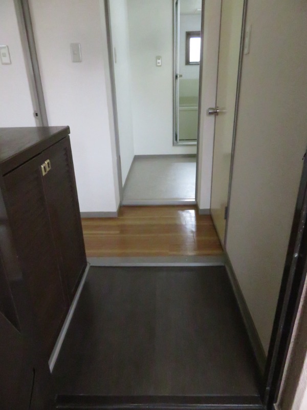 アネックス津田沼A棟 玄関